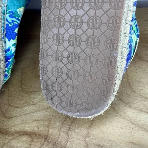 Lilly Pulitzer Lia Espradille Wade & Sea Sz 7 Shoes - Picture 8 of 8